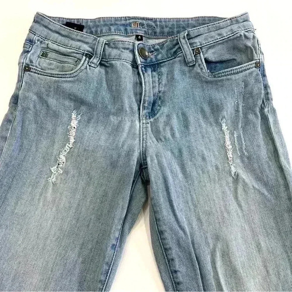 KUT  From The Kloth Womens Lightwash Distressed Denim Straight Leg Jeans Size 4 - Picture 2 of 8